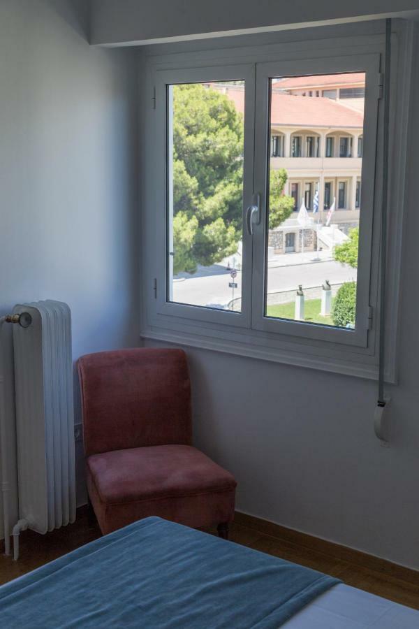 Good Vibes Only Apartment Athena Bagian luar foto
